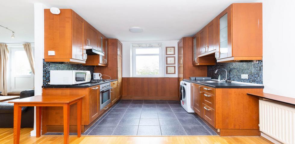 Spacious modern 1 bed within a portered block by Regents Park  Chester Court, Albany Street, Regents Park / Camden 